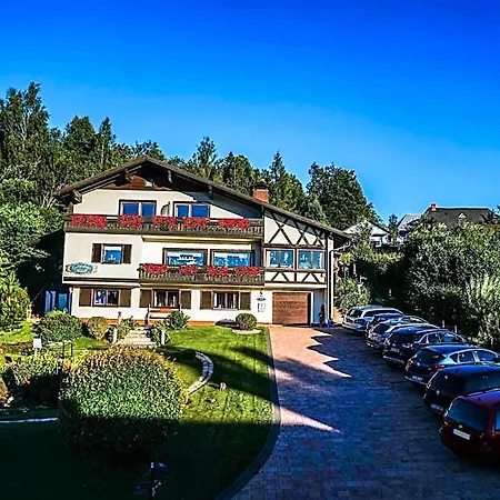 Guest house Gastehaus Riedl Warmensteinach
